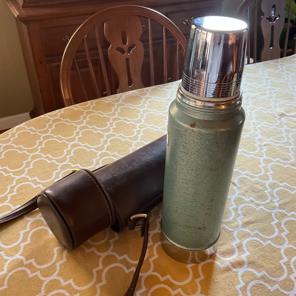 vtg ALADDIN STANLEY Thermos and Carry Case 32 Ozs Green Brown - Picture 10 of 11